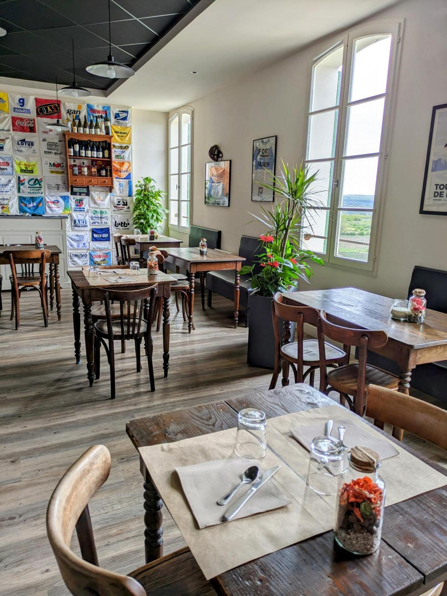 Le Nesk Ventoux - Hotel Sault-de-Vaucluse Buitenkant foto