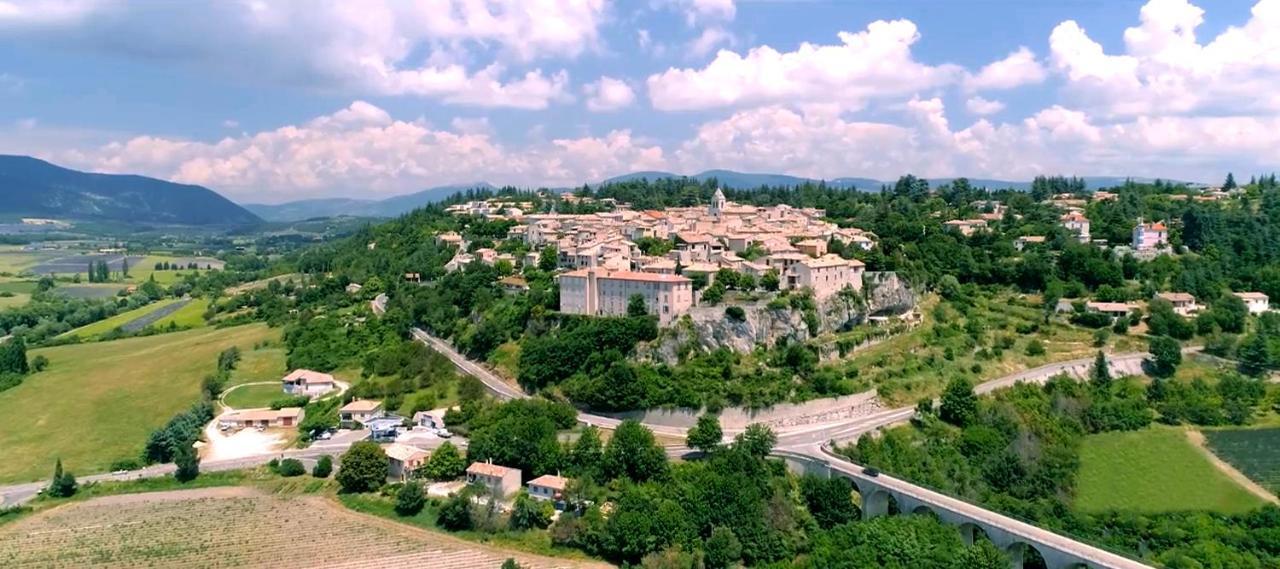 Le Nesk Ventoux - Hotel Sault-de-Vaucluse Buitenkant foto